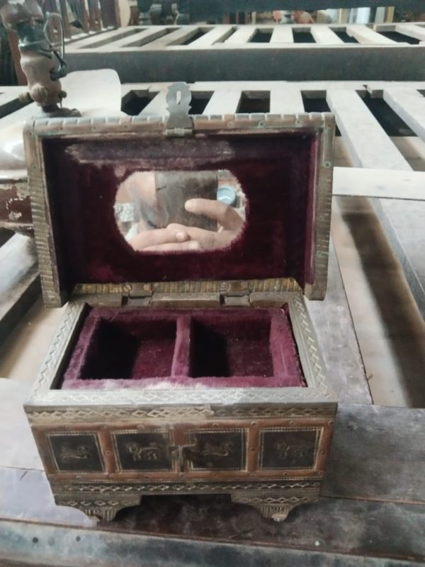 vintage-furniture